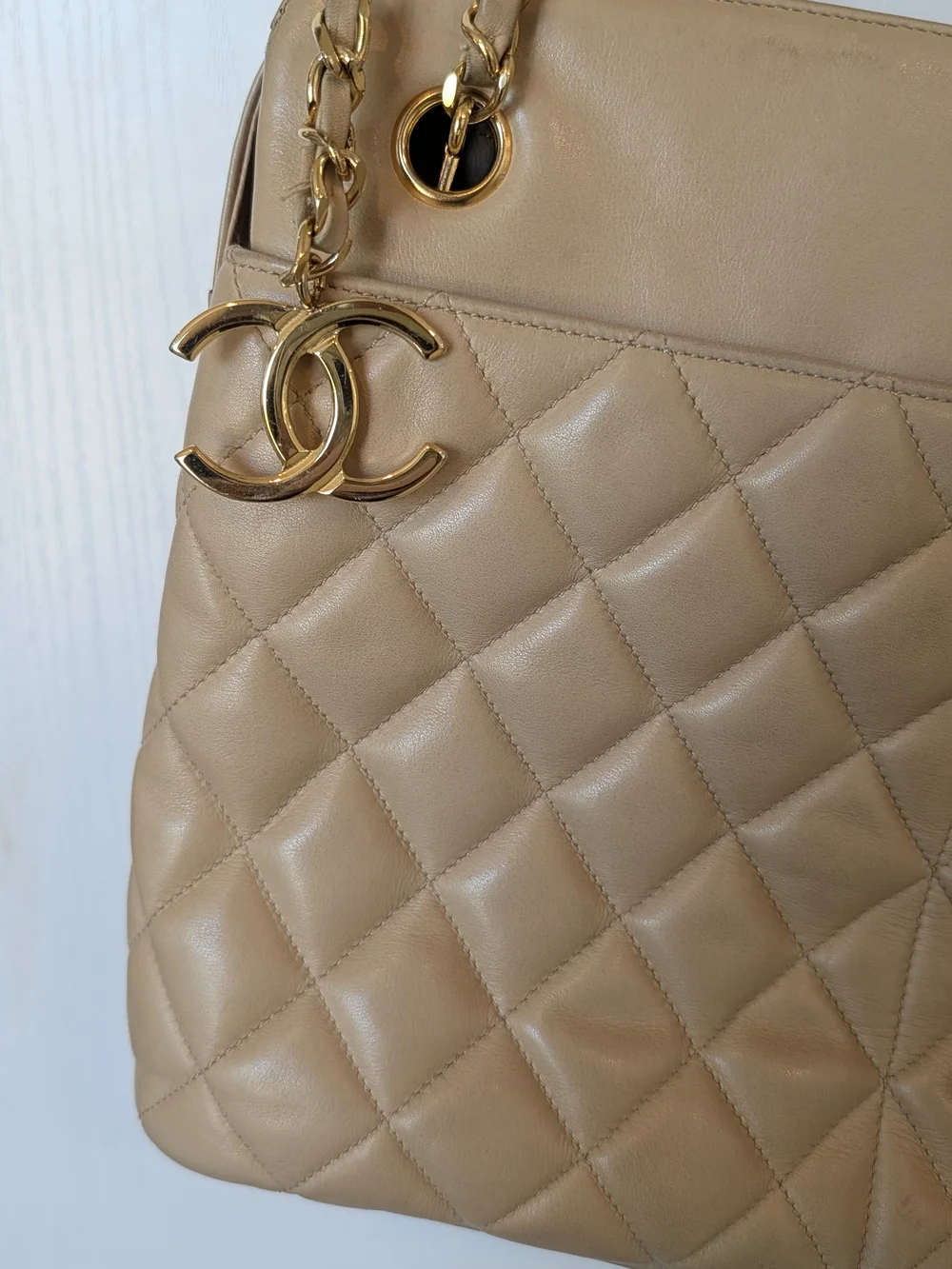 Chanel Vintage Beige Quilted Shoulder Bag with Chain Strap